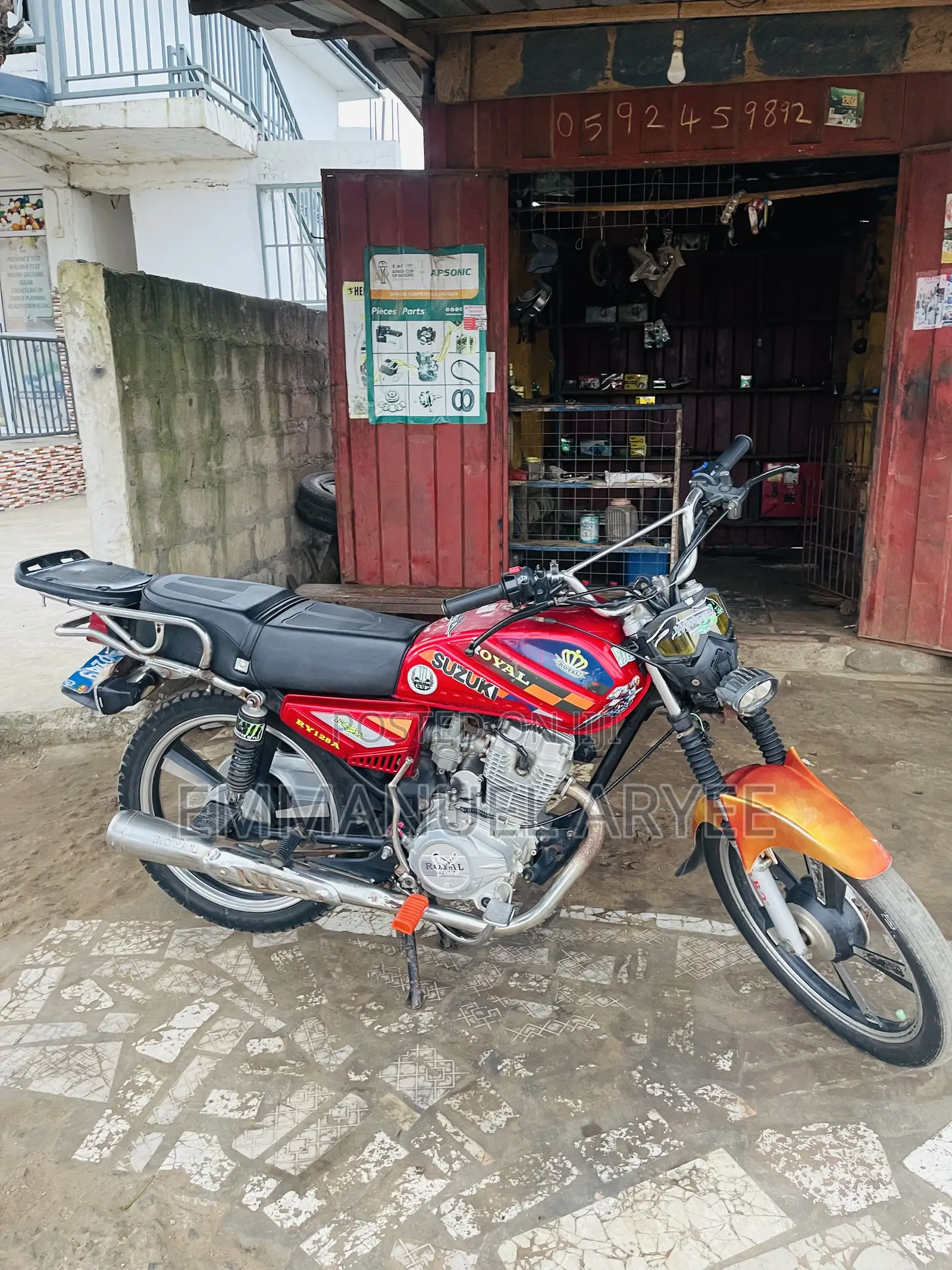 Royal Motorcycle 2021 Red