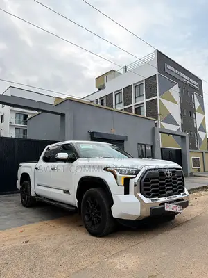 Toyota Tundra Hybrid 2024 White