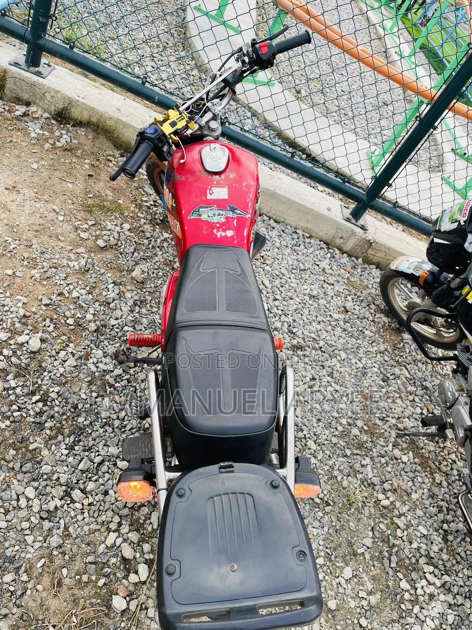 Royal Motorcycle 2021 Red
