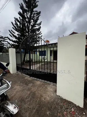 2bdrm House in Lakeside Estate, Ashaley Botwe for sale
