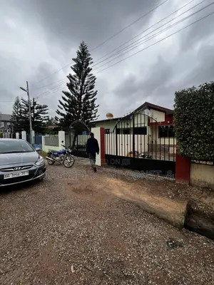 2bdrm House in Lakeside Estate, Ashaley Botwe for sale
