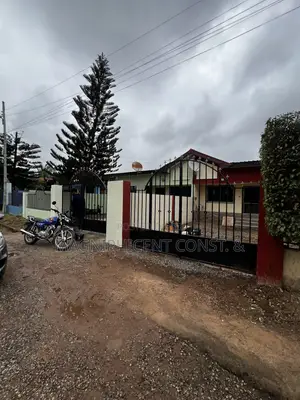 2bdrm House in Lakeside Estate, Ashaley Botwe for sale