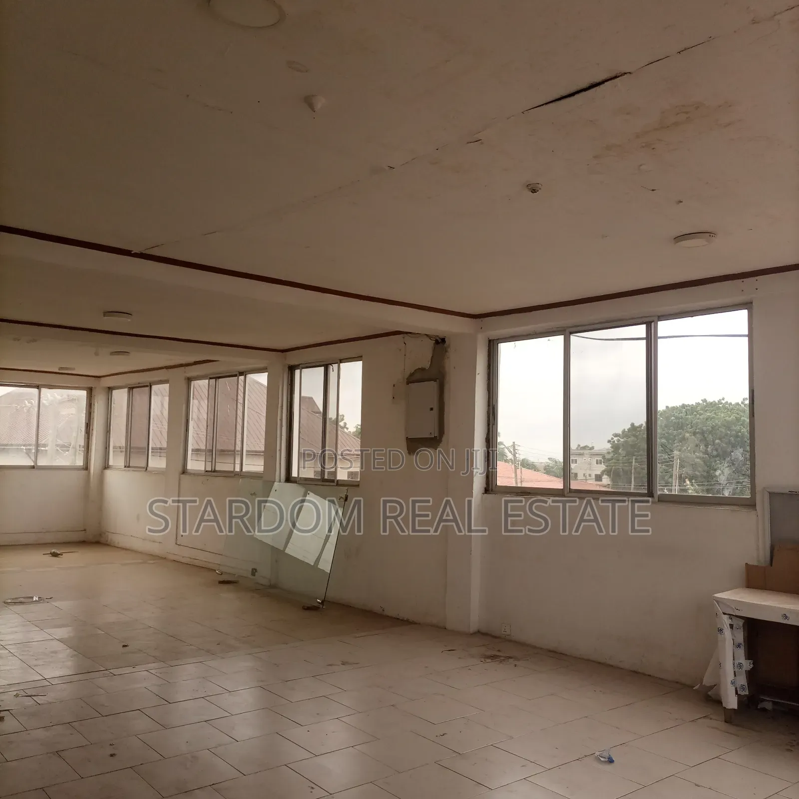 For RENT : Very Spacious Office Space Spintex Main Road, Accra.