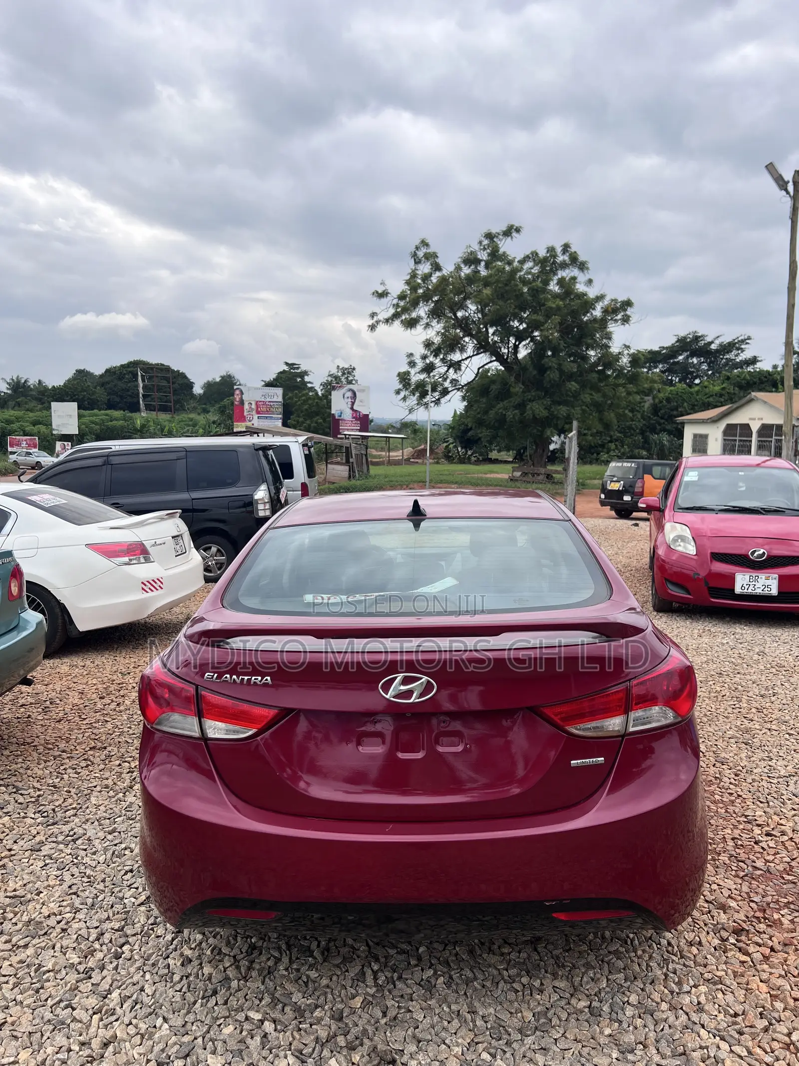 Hyundai Elantra Limited 2011 Red