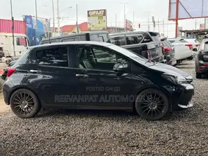 Toyota Vitz 2016 Black