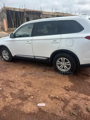 Mitsubishi Outlander SE AWC 2019 White