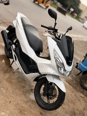 Honda 2022 White