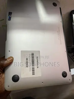 Laptop Apple MacBook Air 4GB Intel Core i5 SSD 128GB