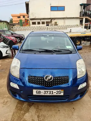 Toyota Vitz 2010 Blue