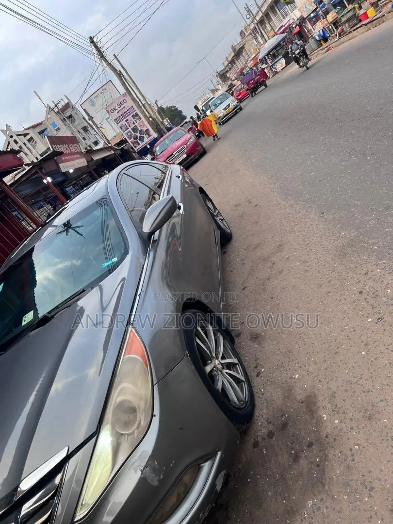 Hyundai Sonata Limited 2.0T Sedan (2.0L 4cyl 6A) 2013 Gray