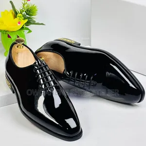Versace Executive Patent Leather Oxford Shoes