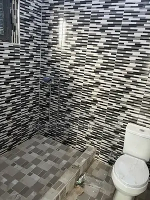 2bdrm Apartment in Madev Realty, Sowutwuom for rent