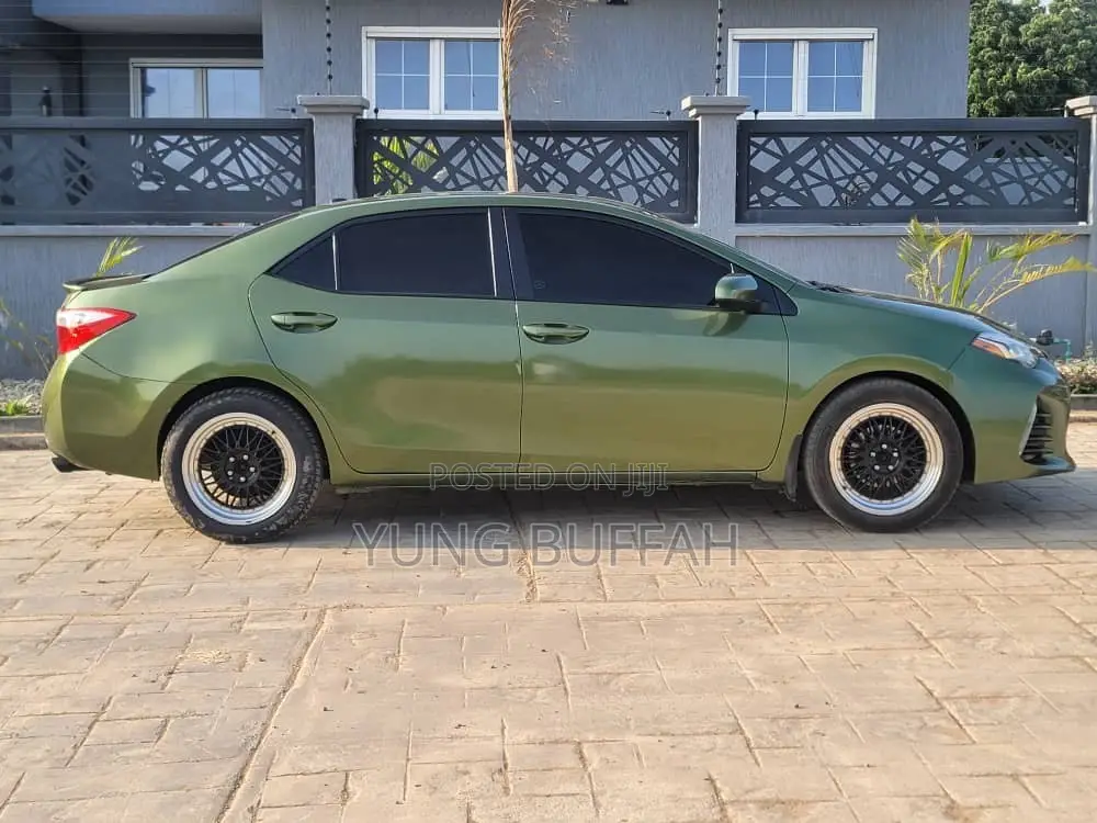 Toyota Corolla S 4dr Sedan (1.8L 4cyl CVT) 2015 Green