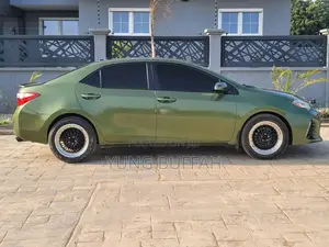 Toyota Corolla S 4dr Sedan (1.8L 4cyl CVT) 2015 Green