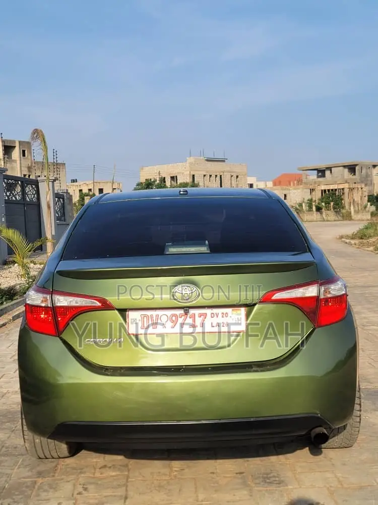 Toyota Corolla S 4dr Sedan (1.8L 4cyl CVT) 2015 Green