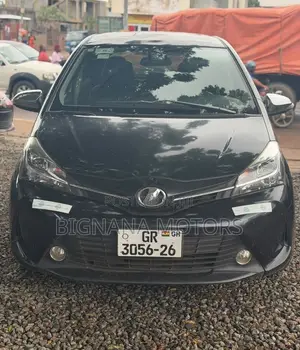 Toyota Vitz 1.3 FWD 5dr 2016 Black