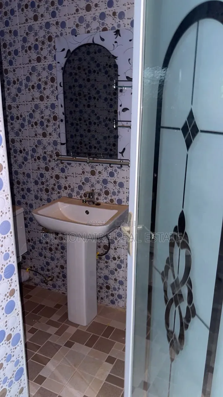 2bdrm Apartment in Atonsu Esereso, Kumasi Metropolitan for rent