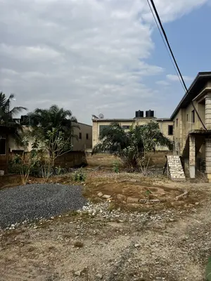 Title Half Plot at Lakeside Estate Comm5 for Sale 280,000 Wall N Gated