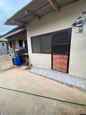 1bdrm House in Nungua, Cold Store for rent