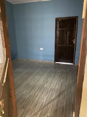1bdrm House in Nungua, Cold Store for rent