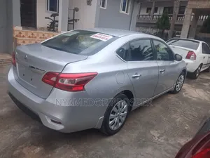 Nissan Sentra 2017 Silver