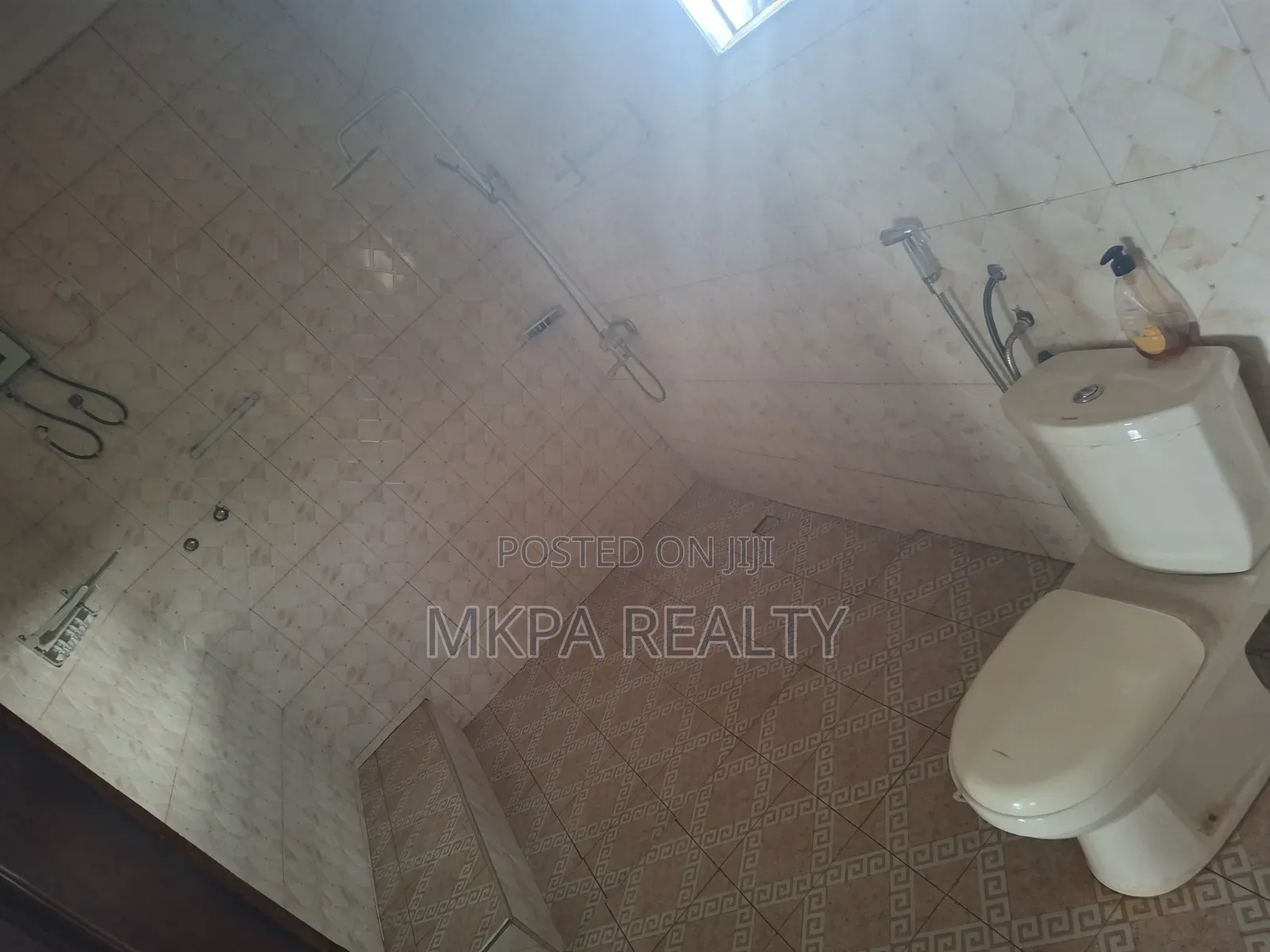 3bdrm Apartment in Mkpa Realty, Tamale Municipal for rent