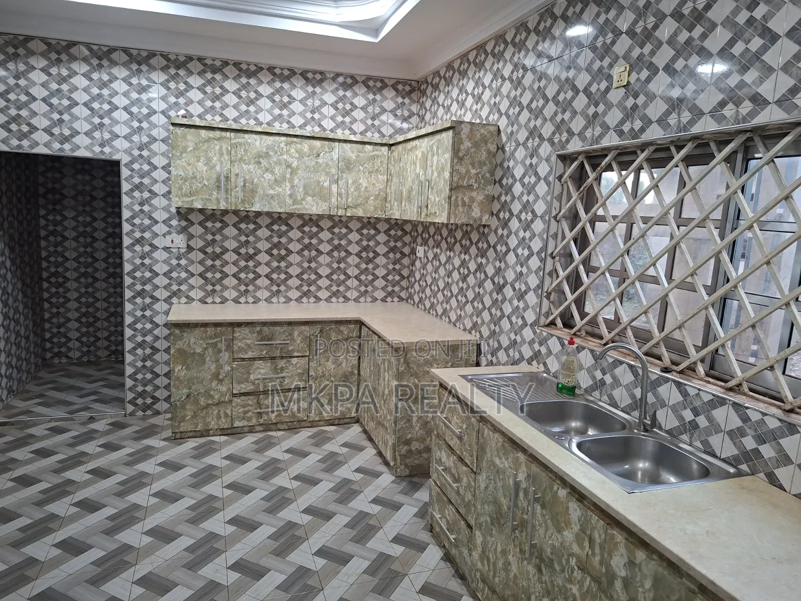 3bdrm Apartment in Mkpa Realty, Tamale Municipal for rent