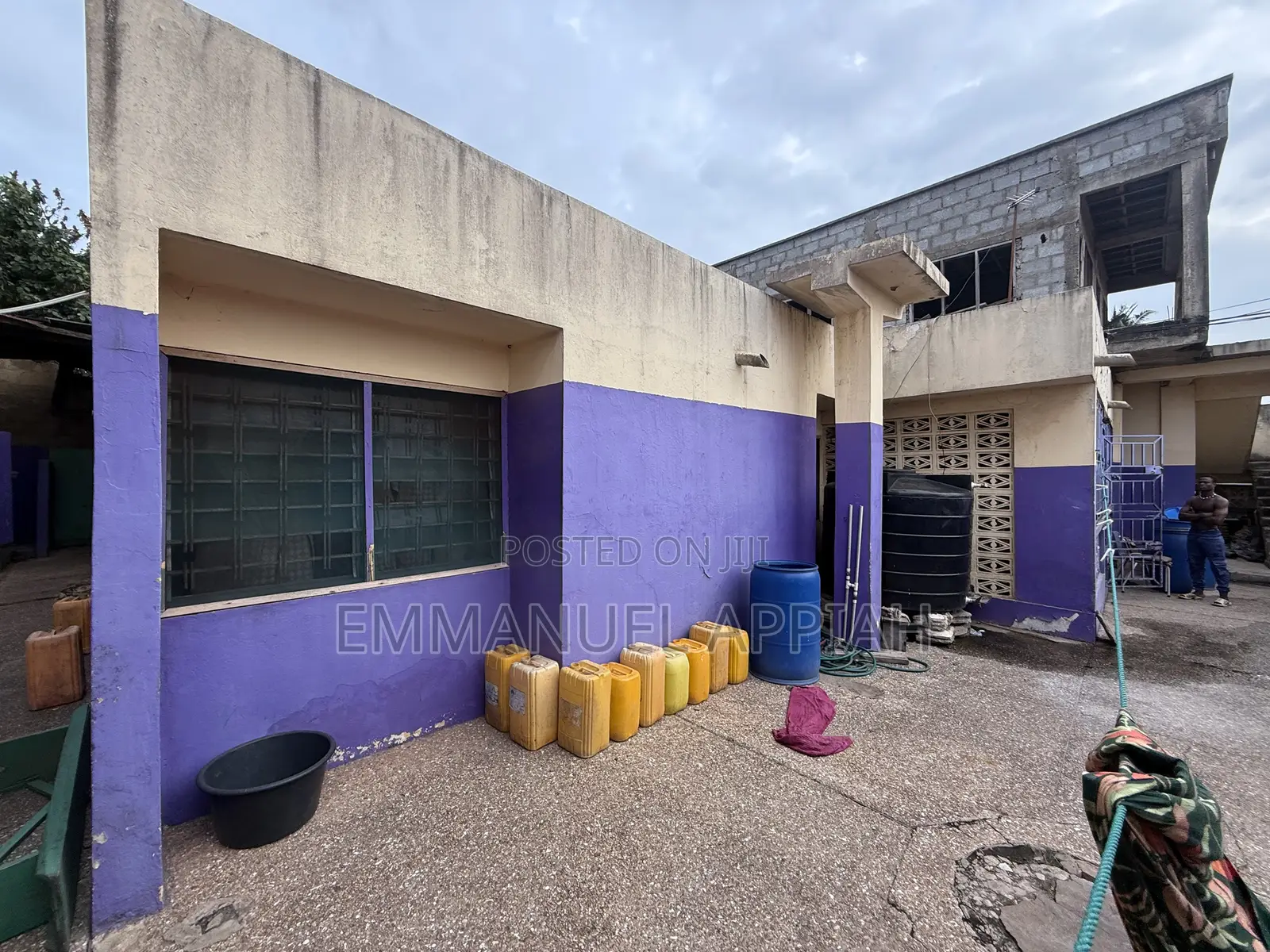 Old School for Sale at Kwasheiman
