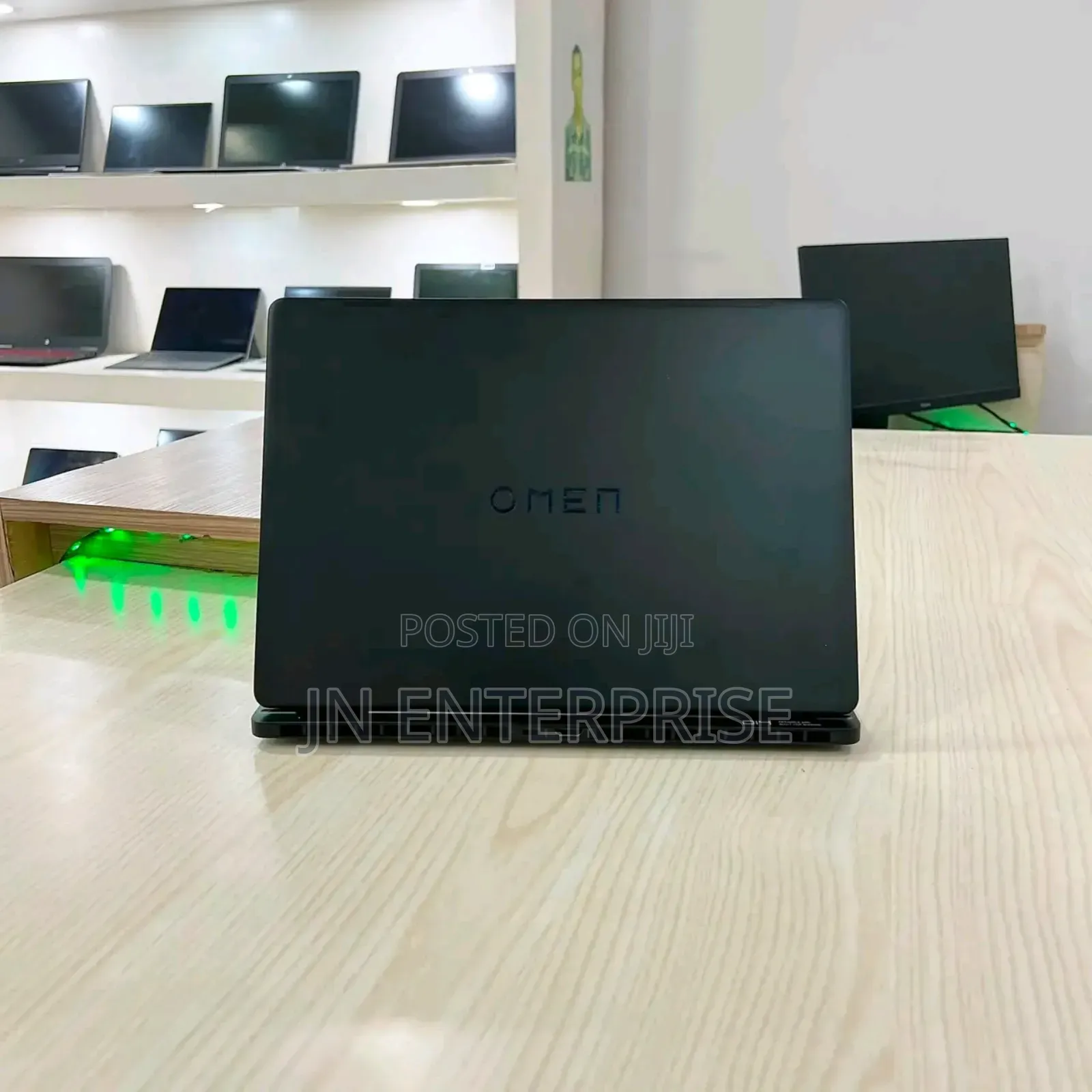 New Laptop HP Omen Max 16 32GB Intel Core Ultra 9 SSD 1T
