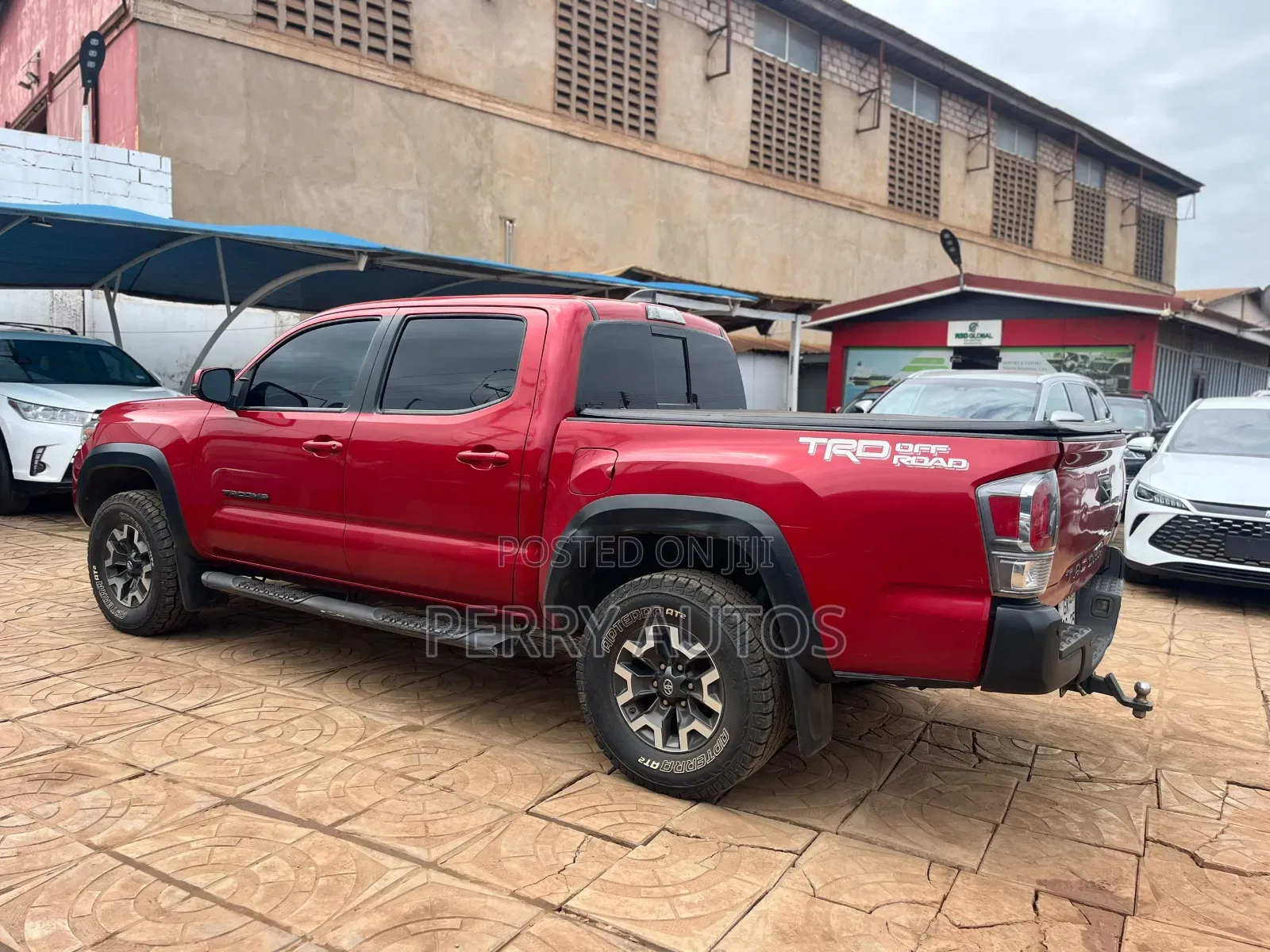 Toyota Tacoma 2021 Red