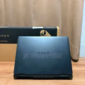 New Laptop HP Omen 15 16GB AMD Ryzen 9 SSD 512GB