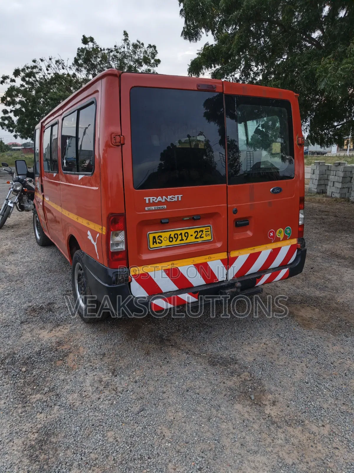 Ford Transit 2008 Orange