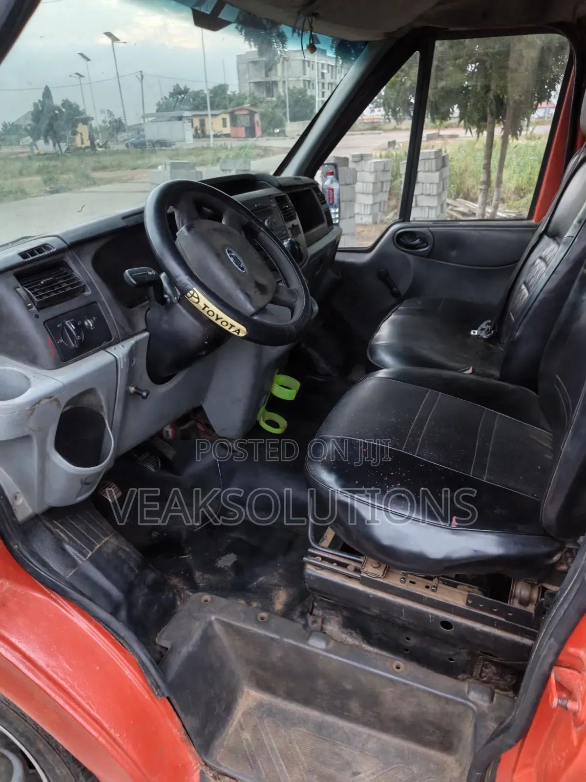 Ford Transit 2008 Orange
