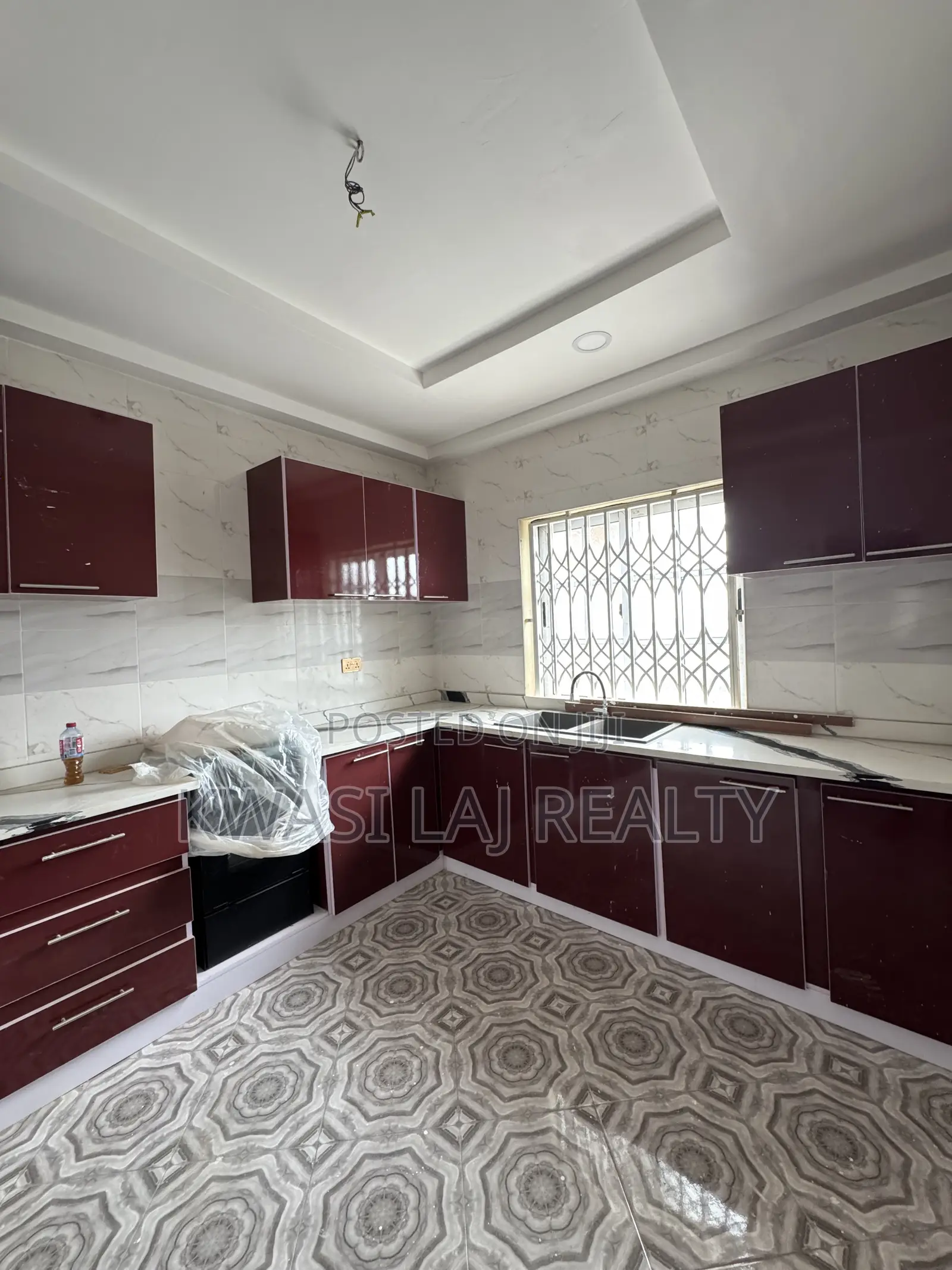 2bdrm Apartment in Redtop, Weija for rent