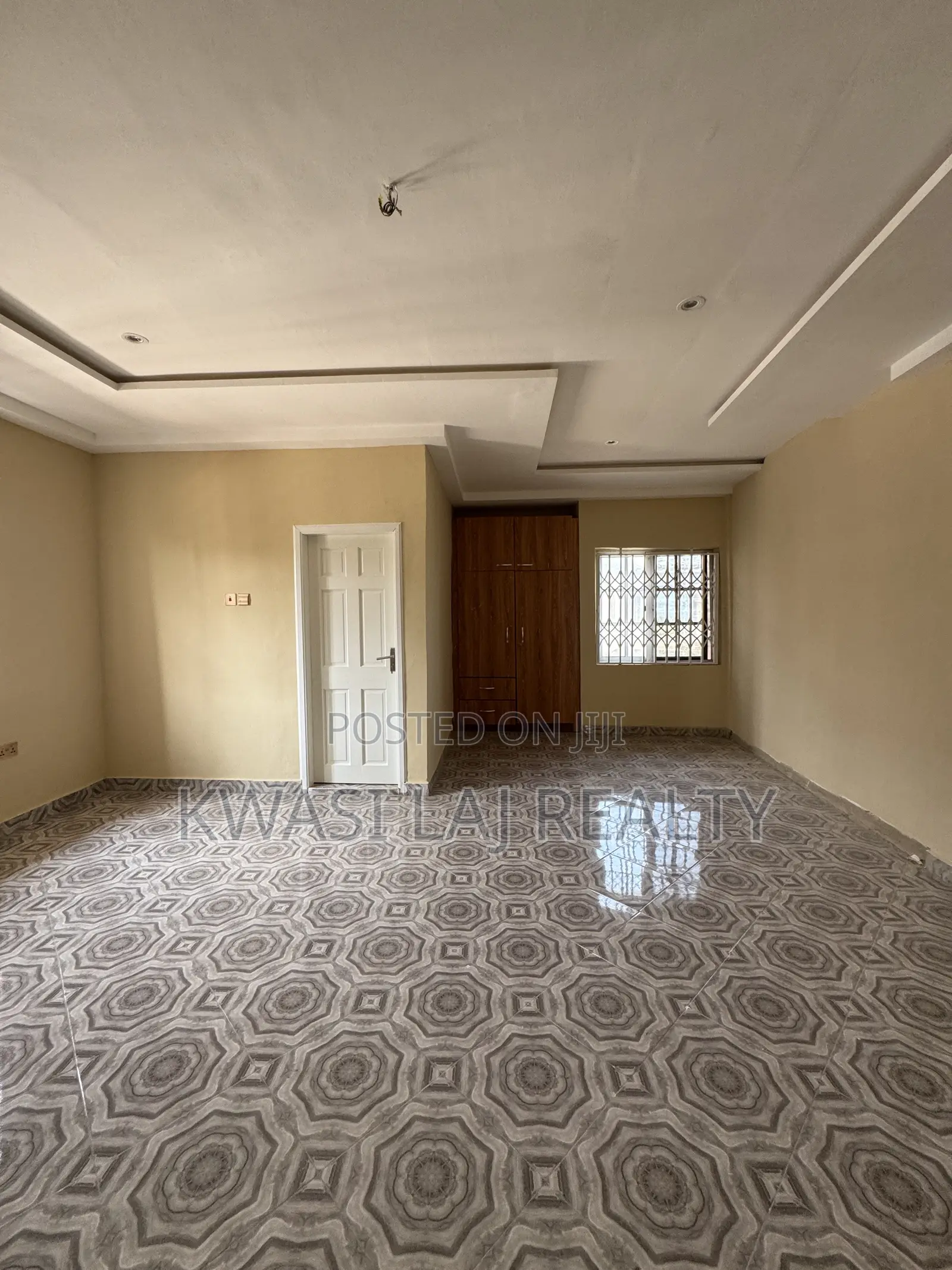 2bdrm Apartment in Redtop, Weija for rent