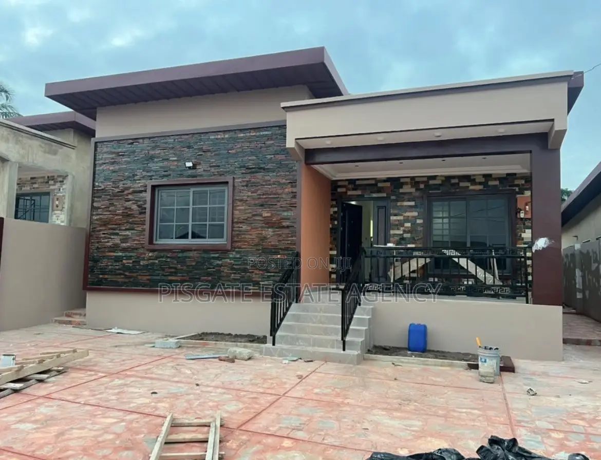 3bdrm House in Gbawe for sale