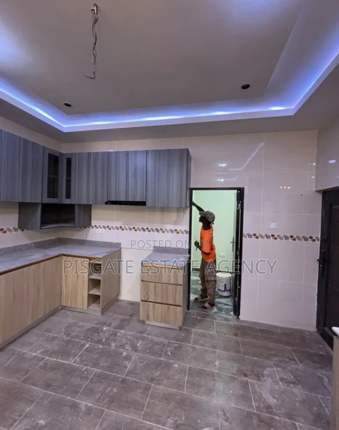 3bdrm House in Gbawe for sale