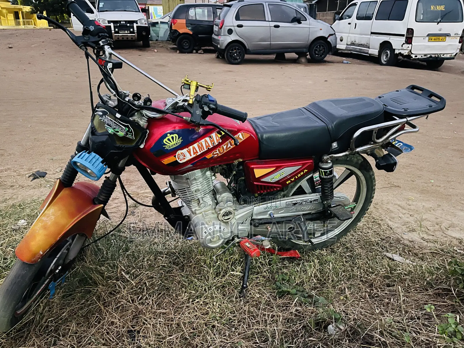 Royal Motorcycle 2021 Red