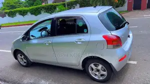 Toyota Vitz 2010 Gray