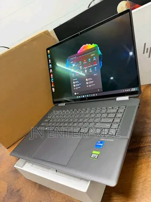 New Laptop HP Spectra 13 16GB Intel Core i7 SSD 1T