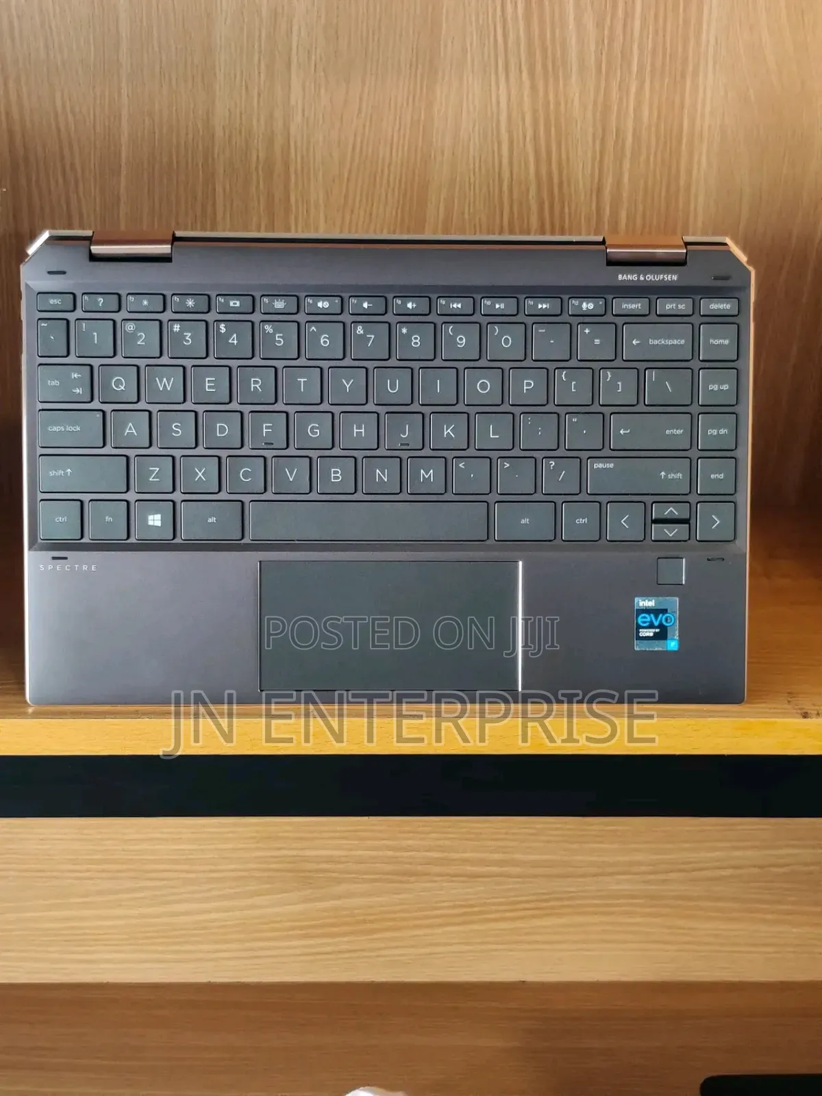 New Laptop HP Spectra 13 16GB Intel Core i7 SSD 512GB