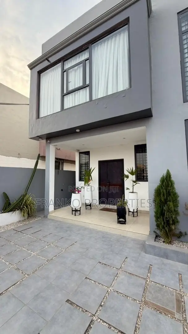 2bdrm House in Franko Properties, School Junction for sale