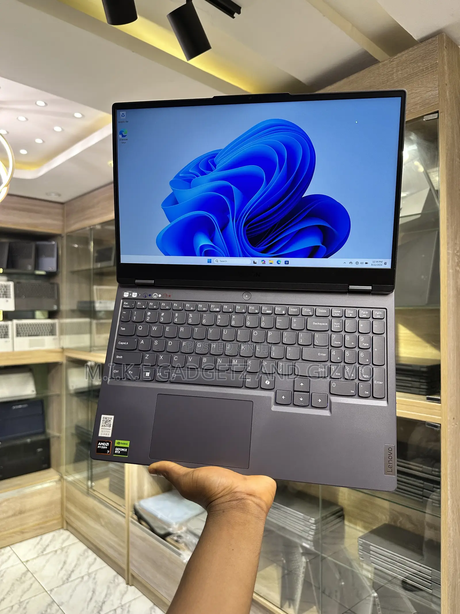 Lenovo Legion Y7000P IRX9 Gaming Laptop 16GB AMD Ryzen 7 SSD 512GB