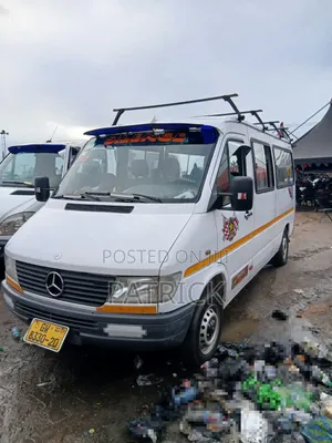 Mercedes-Benz Sprinter 2003 White