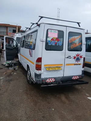 Mercedes-Benz Sprinter 2003 White