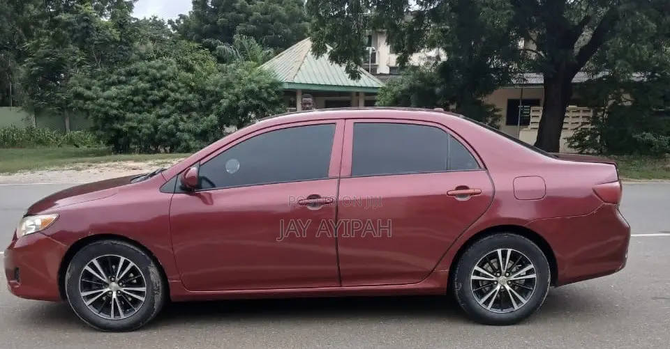 Toyota Corolla LE 4dr Sedan (1.8L 4cyl 4A) 2010 Burgundy