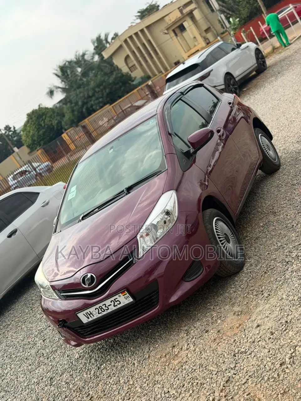 Toyota Vitz 2012 Red