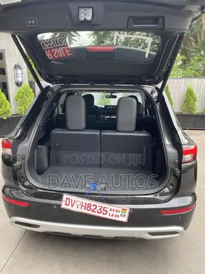 Mitsubishi Outlander SE 2024 Black