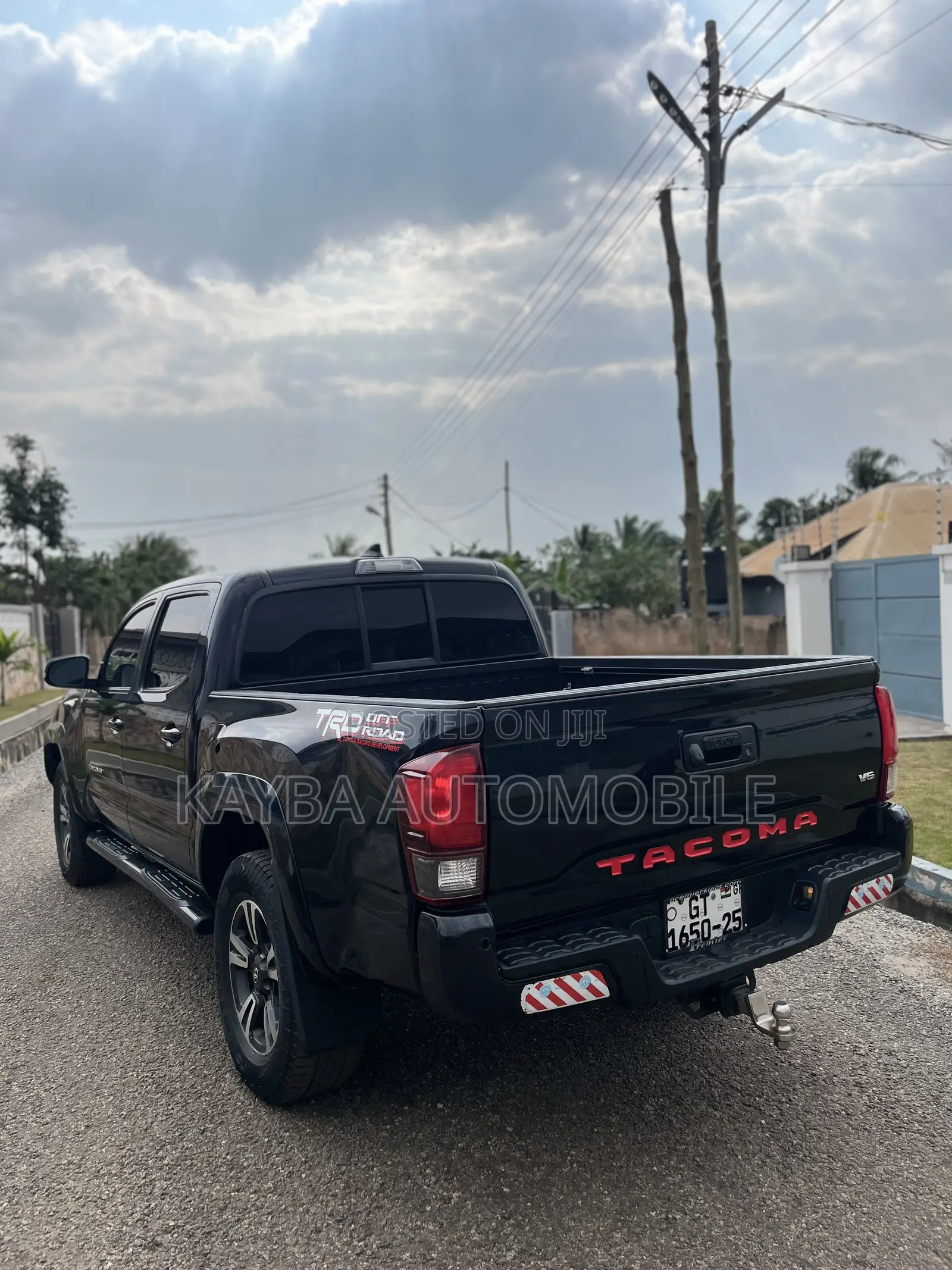 Toyota Tacoma 2018 Black