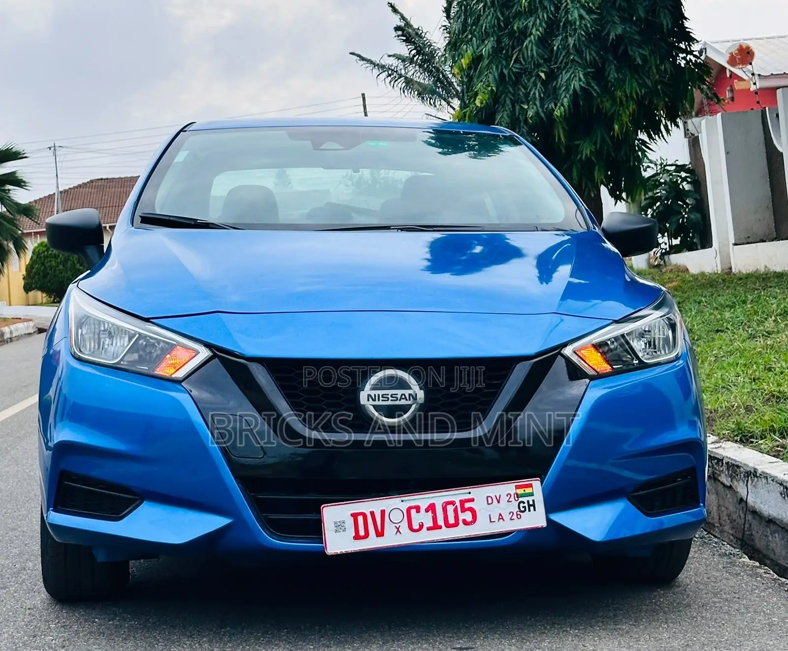 Nissan Versa 1.6 SR 2021 Blue